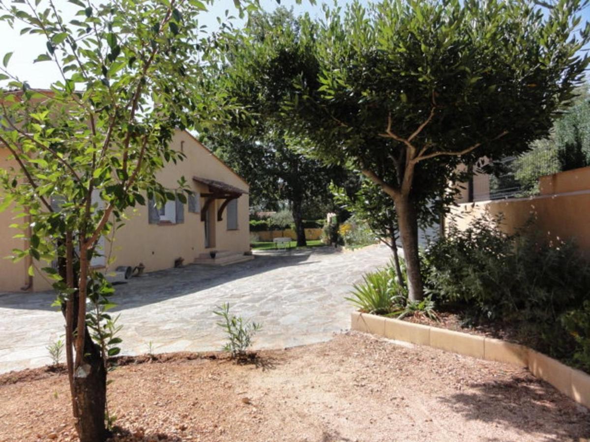 Pavillon Independant 45M2 4 Personnes Apartment Gareoult Exterior photo
