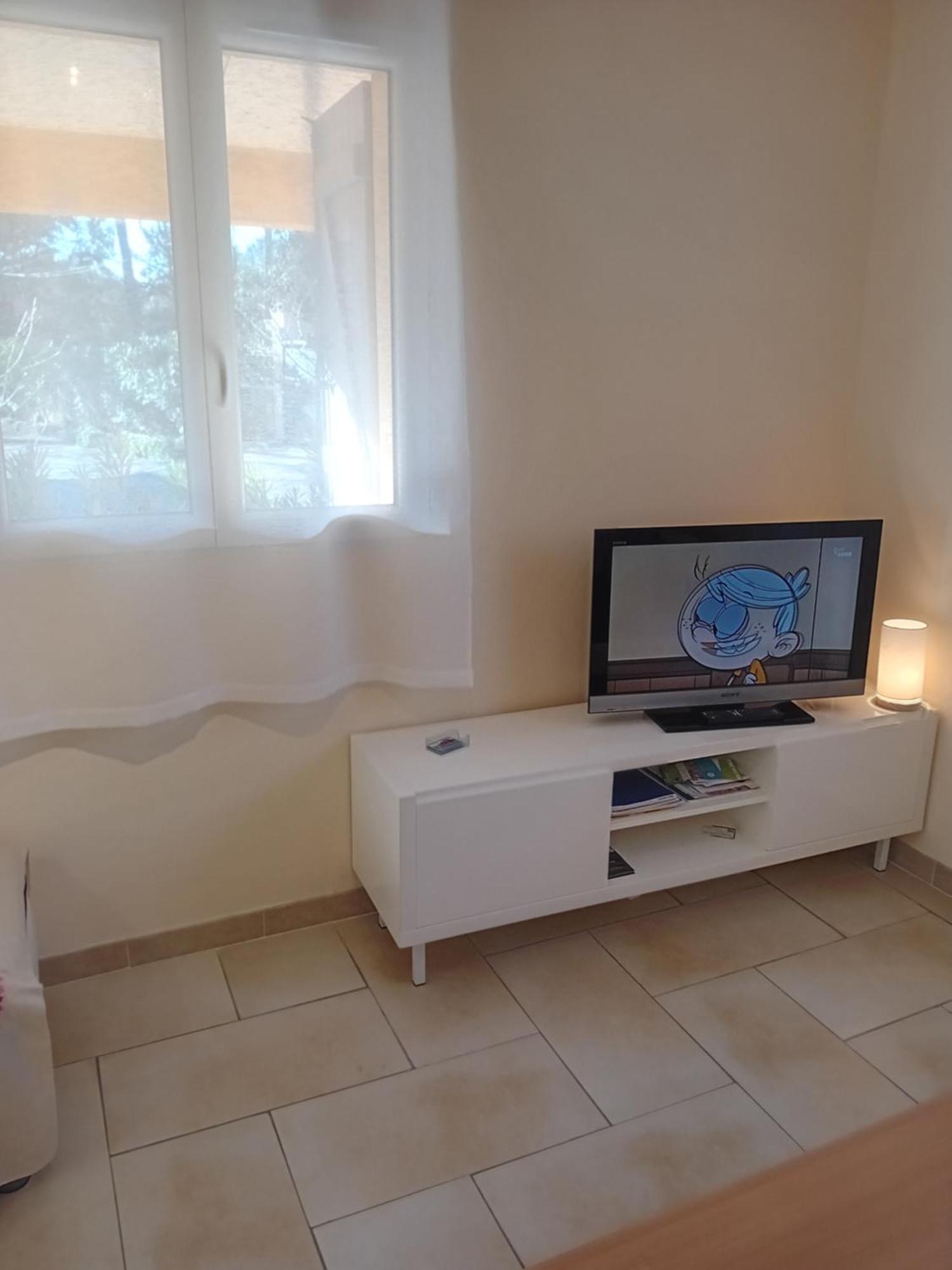 Pavillon Independant 45M2 4 Personnes Apartment Gareoult Exterior photo